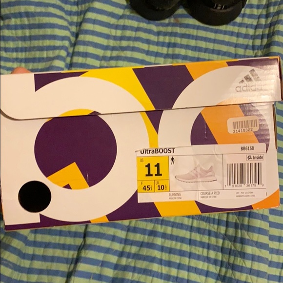 Ultra boost 4.0 Triple White - Picture 1 of 7
